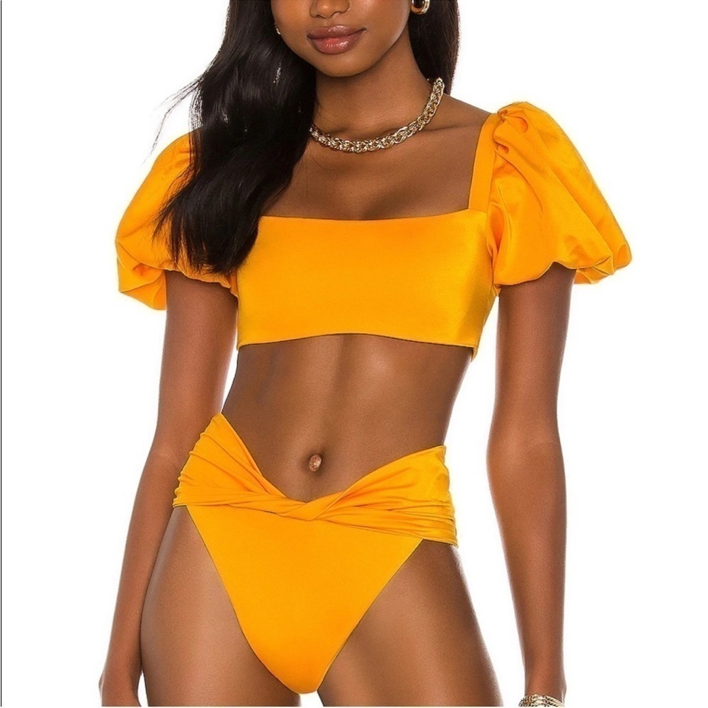 Agua Bendita Calista Bikini Top Ruffle Puffy Top